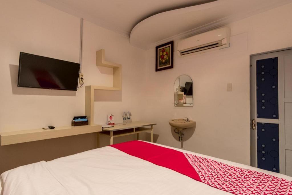 Oyo 619 Naufal Guest House Syariah ميدان المظهر الخارجي الصورة