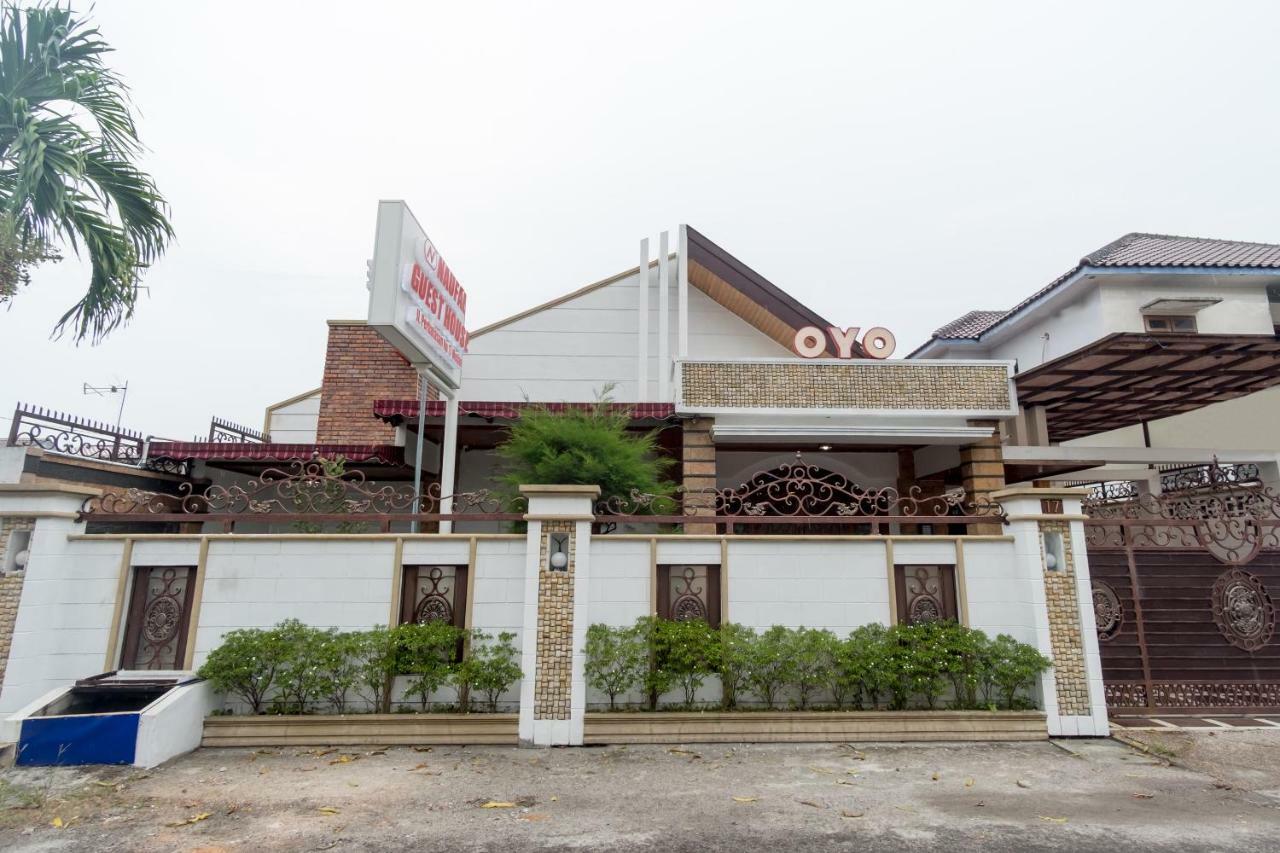 Oyo 619 Naufal Guest House Syariah ميدان المظهر الخارجي الصورة