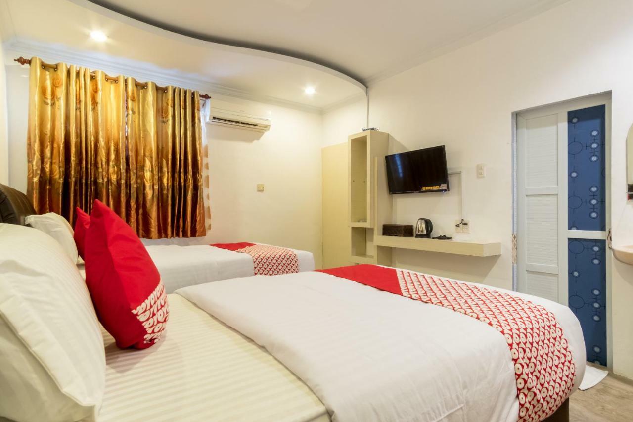 Oyo 619 Naufal Guest House Syariah ميدان المظهر الخارجي الصورة